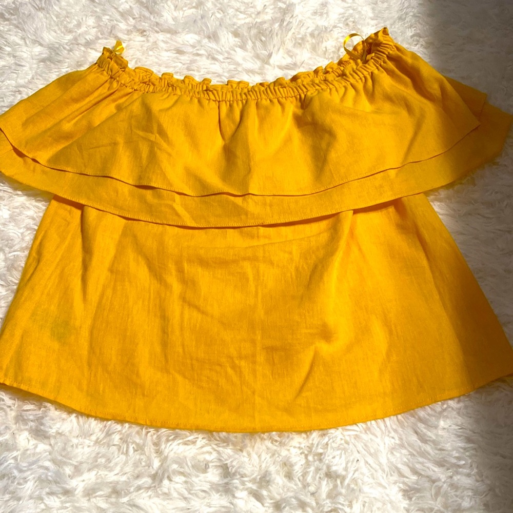 Yellow gold off the shoulder BCBG top
